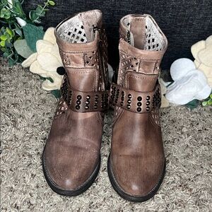 very volatile studded ankle boots